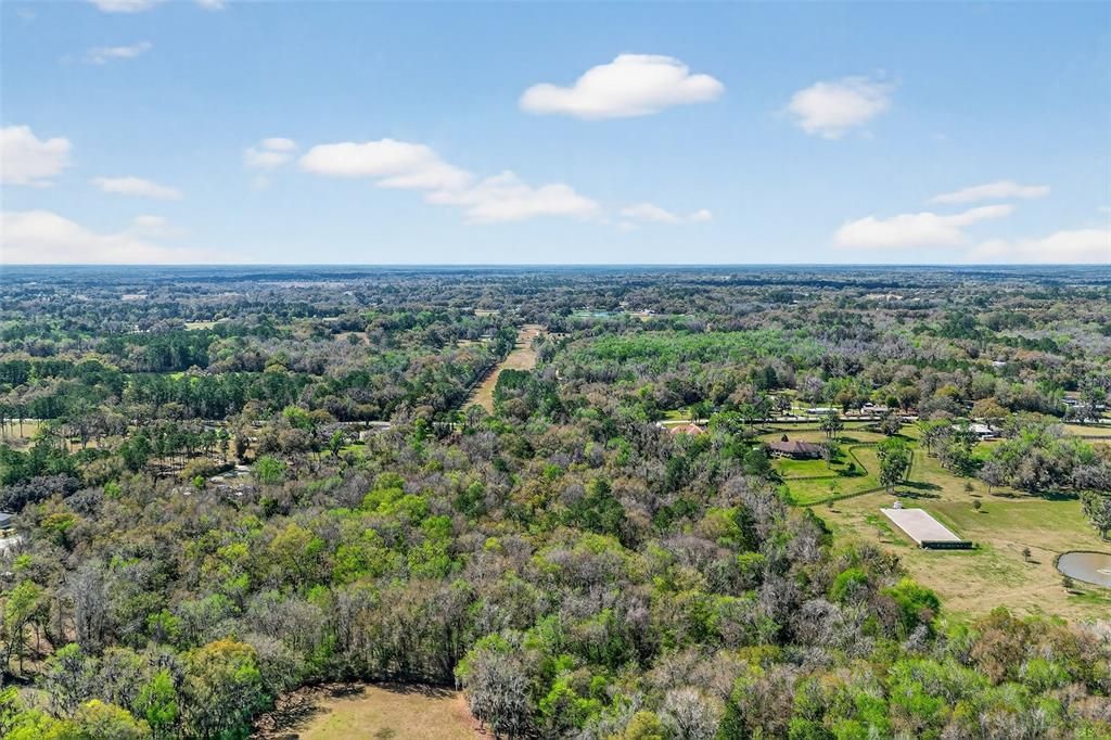 待售: $419,900 (11.50 acres)