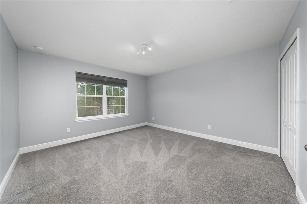 Activo con contrato: $759,000 (6 camas, 4 baños, 3056 Pies cuadrados)