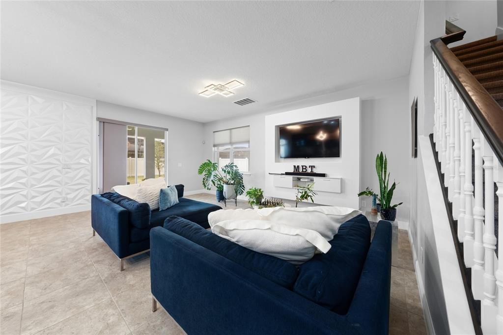 Activo con contrato: $759,000 (6 camas, 4 baños, 3056 Pies cuadrados)