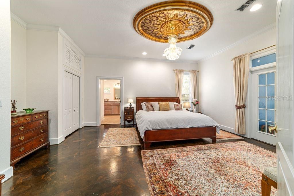 На продажу: $929,900 (5 спален, 3 ванн, 3883 Квадратных фут)