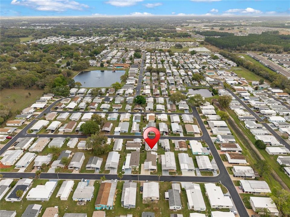 Active With Contract: $179,900 (2 beds, 2 baths, 1271 Square Feet)