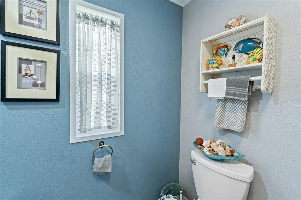 Active With Contract: $179,900 (2 beds, 2 baths, 1271 Square Feet)