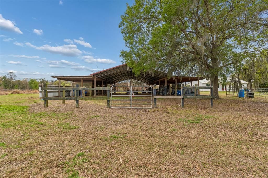 En Venta: $775,000 (4 camas, 2 baños, 2072 Pies cuadrados)