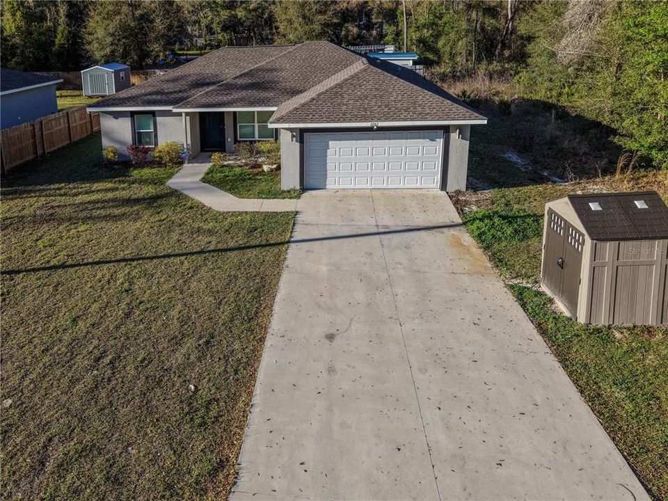 Active With Contract: $279,900 (3 beds, 2 baths, 1472 Square Feet)