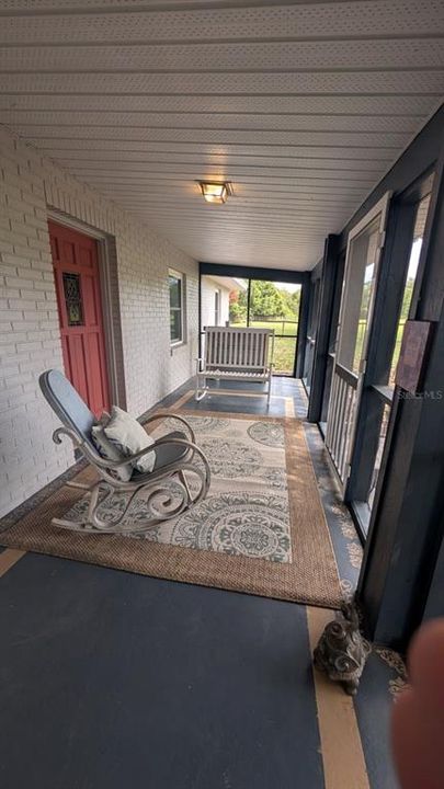 For Sale: $885,000 (3 beds, 2 baths, 2492 Square Feet)