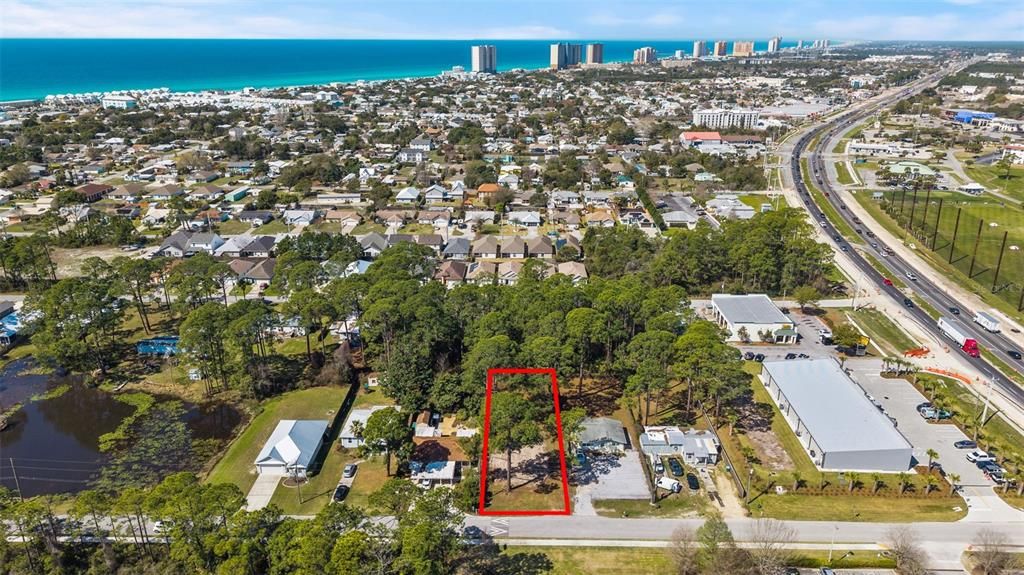 En Venta: $250,000 (0.24 acres)