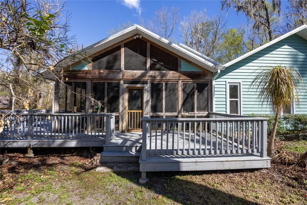 Под контрактом: $368,000 (3 спален, 2 ванн, 1608 Квадратных фут)