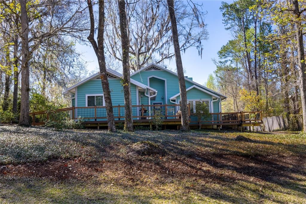 Под контрактом: $368,000 (3 спален, 2 ванн, 1608 Квадратных фут)