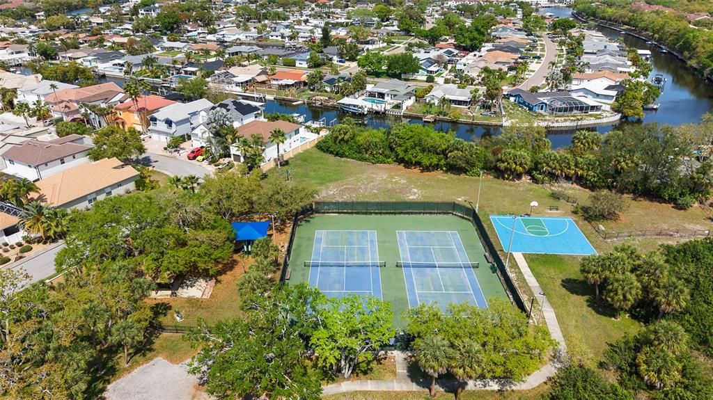 Activo con contrato: $1,700,000 (5 camas, 3 baños, 3459 Pies cuadrados)