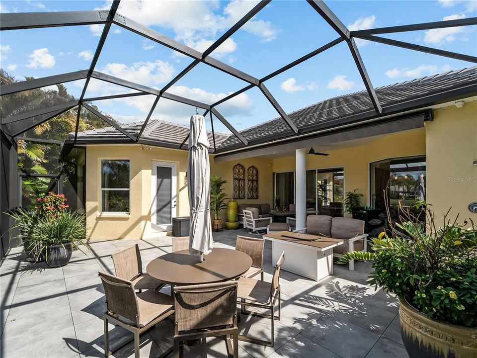 For Sale: $1,295,000 (3 beds, 2 baths, 2768 Square Feet)