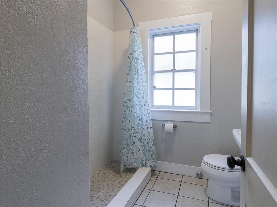 For Sale: $375,000 (0 beds, 0 baths, 1680 Square Feet)
