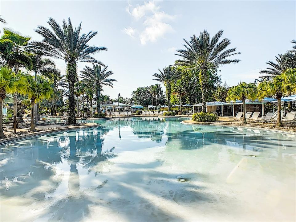 На продажу: $600,000 (0.26 acres)