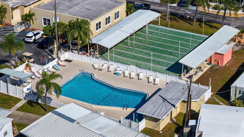 Под контрактом: $99,900 (1 спален, 1 ванн, 551 Квадратных фут)