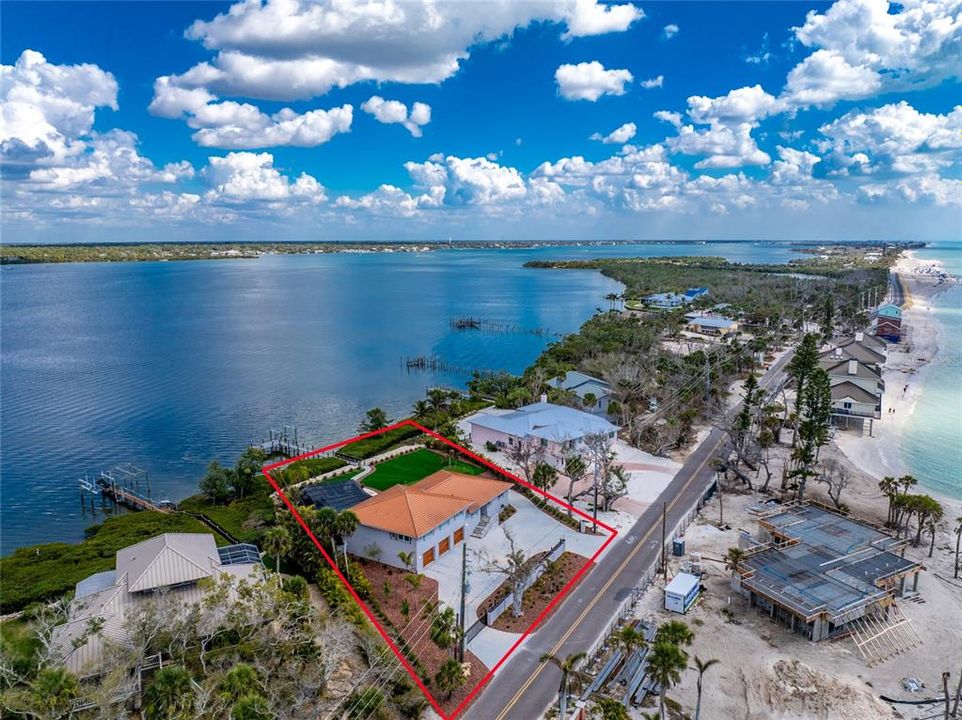 На продажу: $2,199,900 (3 спален, 3 ванн, 2680 Квадратных фут)