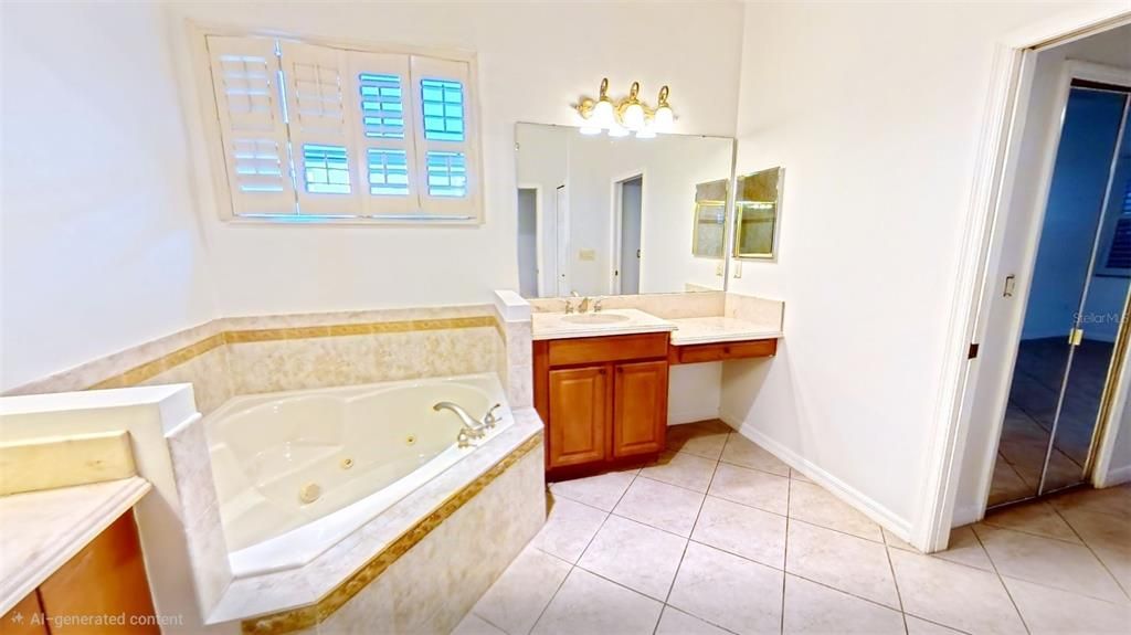 En Venta: $329,000 (2 camas, 2 baños, 1808 Pies cuadrados)