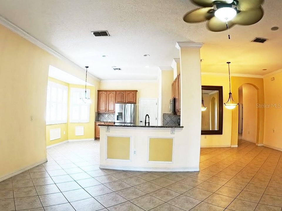 En Venta: $329,000 (2 camas, 2 baños, 1808 Pies cuadrados)