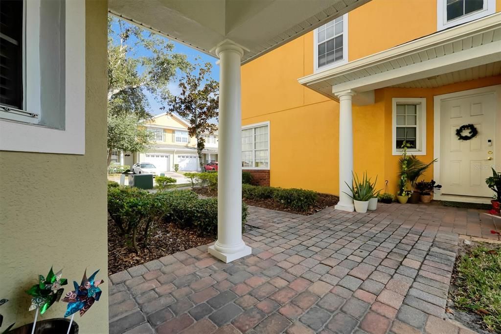 For Sale: $350,000 (4 beds, 2 baths, 2122 Square Feet)