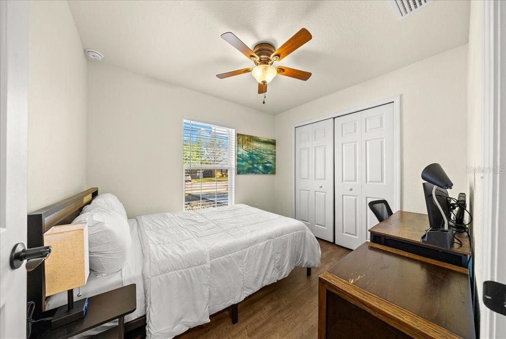 待售: $465,000 (6 贝兹, 0 浴室, 1995 平方英尺)