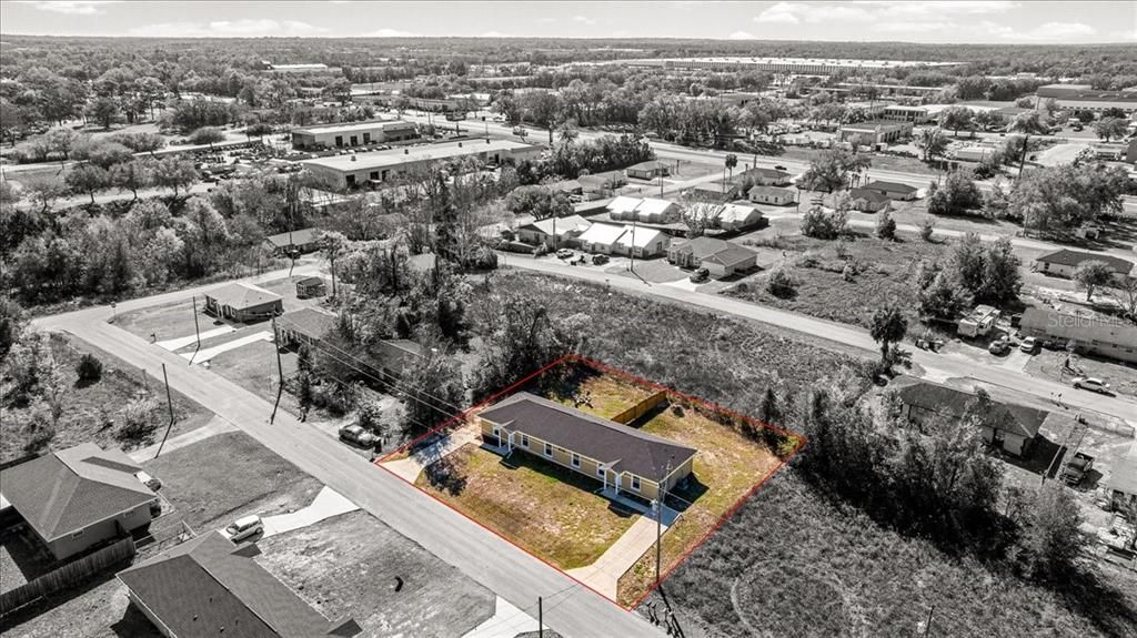 待售: $465,000 (6 贝兹, 0 浴室, 1995 平方英尺)