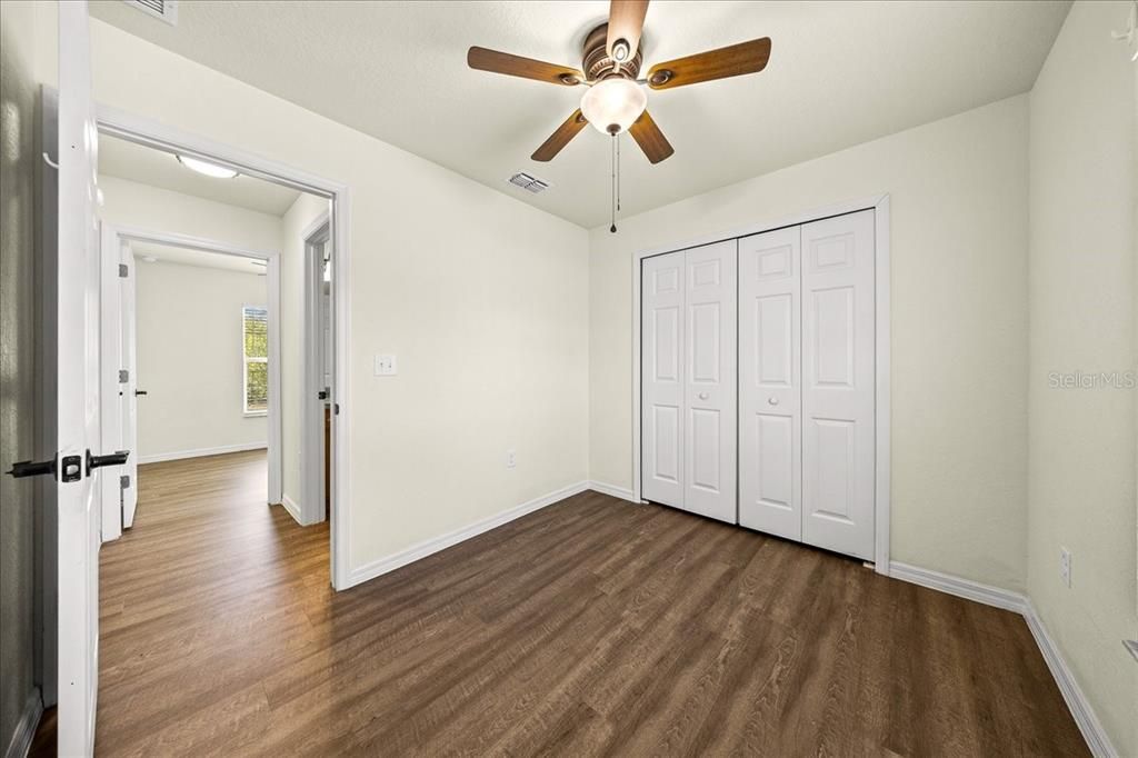 待售: $465,000 (6 贝兹, 0 浴室, 1995 平方英尺)