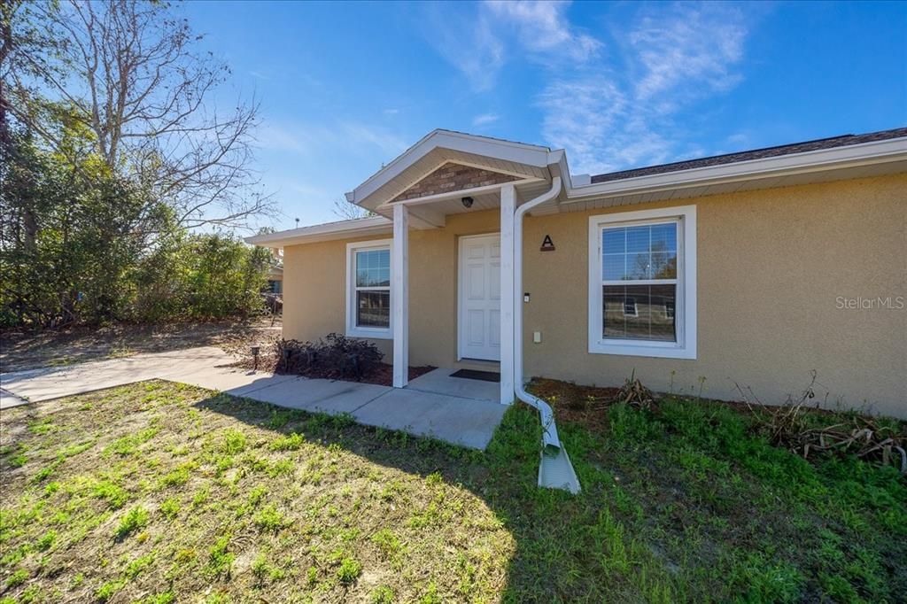 待售: $465,000 (6 贝兹, 0 浴室, 1995 平方英尺)