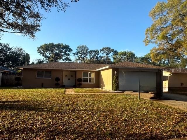Recently Sold: $425,000 (3 beds, 2 baths, 1516 Square Feet)