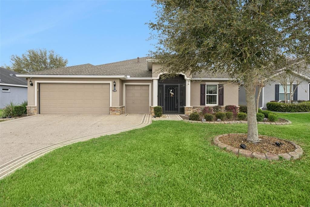 For Sale: $479,900 (3 beds, 2 baths, 2031 Square Feet)