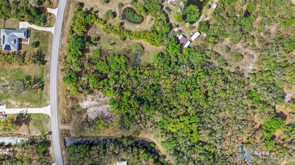 En Venta: $250,000 (2.76 acres)