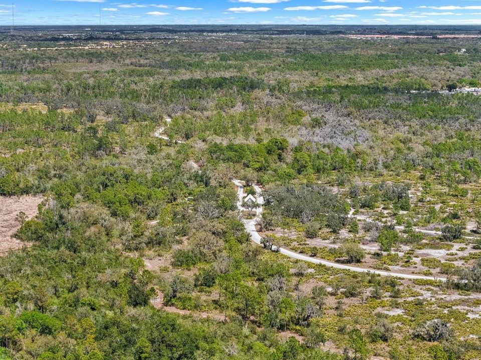 En Venta: $250,000 (2.76 acres)