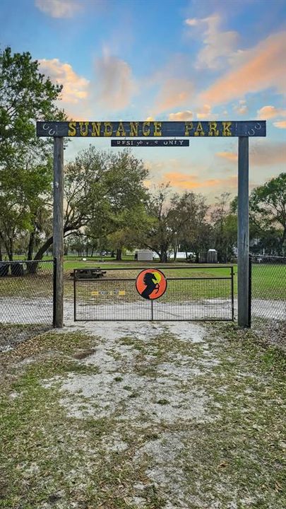 En Venta: $250,000 (2.76 acres)