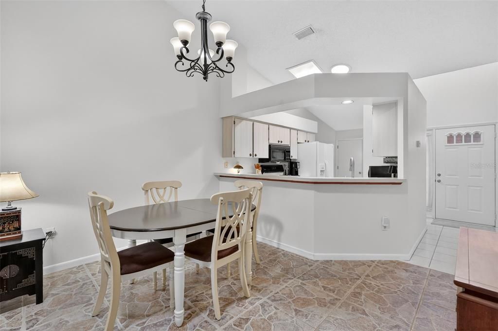 En Venta: $199,900 (2 camas, 2 baños, 1120 Pies cuadrados)