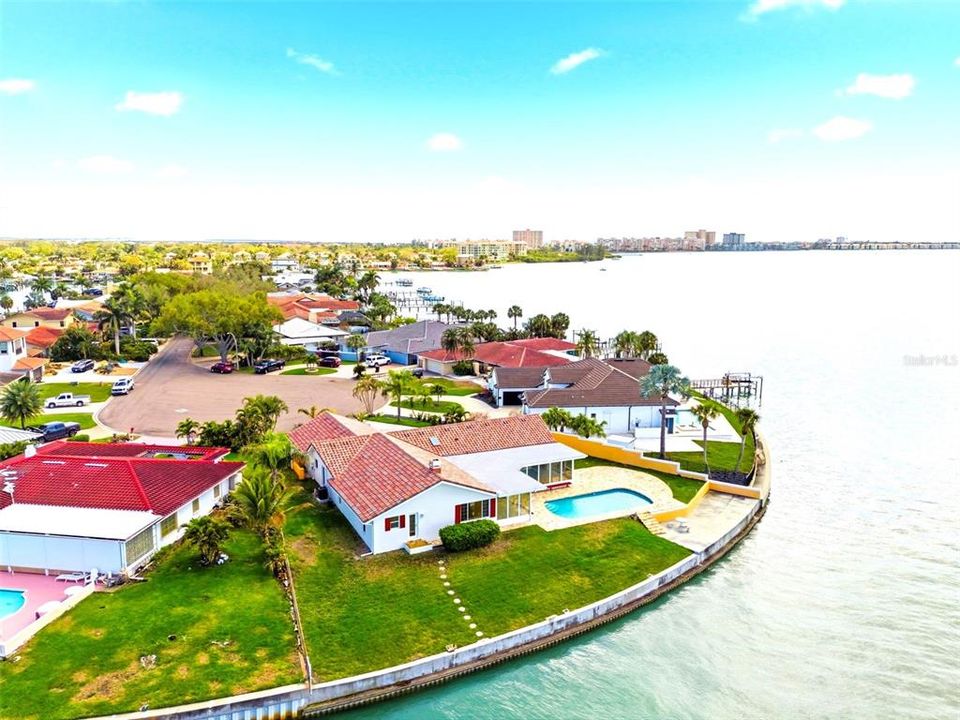 En Venta: $2,749,000 (4 camas, 3 baños, 3901 Pies cuadrados)
