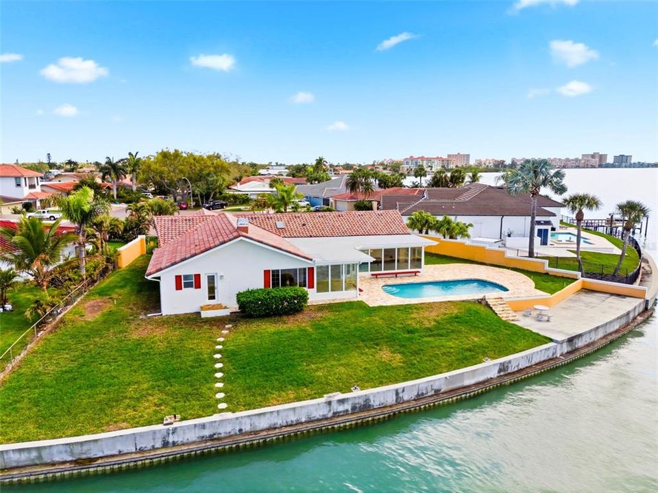 En Venta: $2,749,000 (4 camas, 3 baños, 3901 Pies cuadrados)