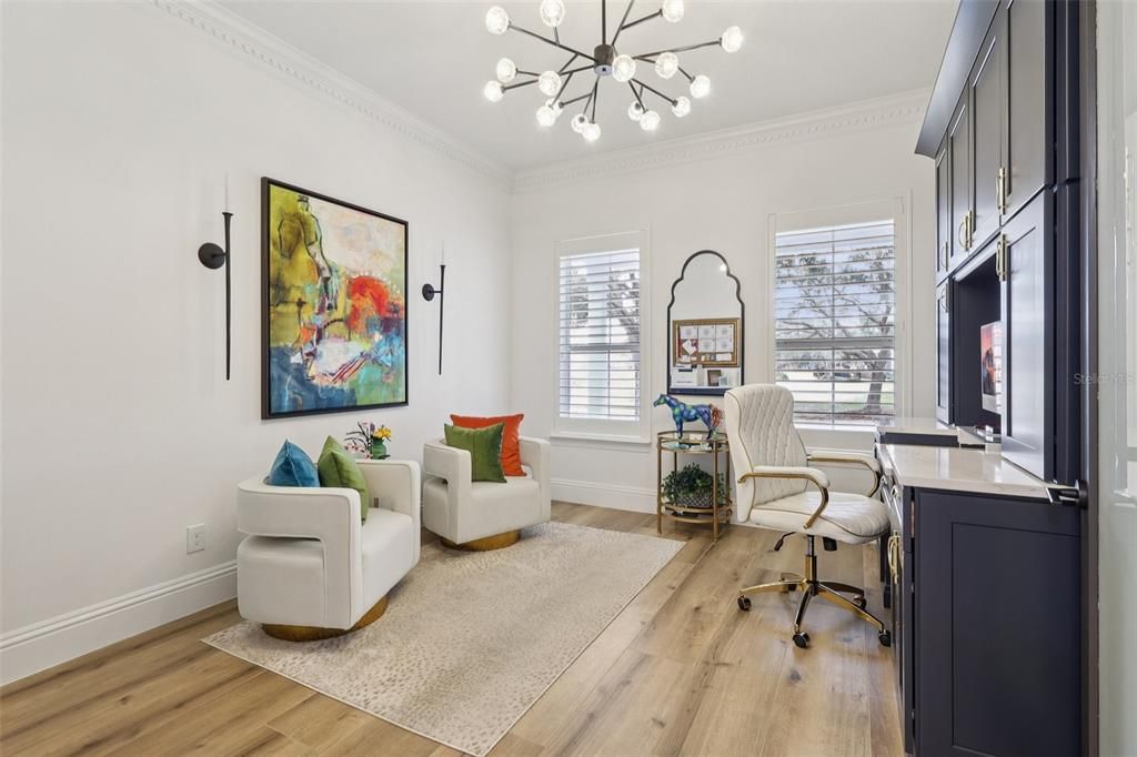 Activo con contrato: $2,149,000 (4 camas, 4 baños, 3906 Pies cuadrados)