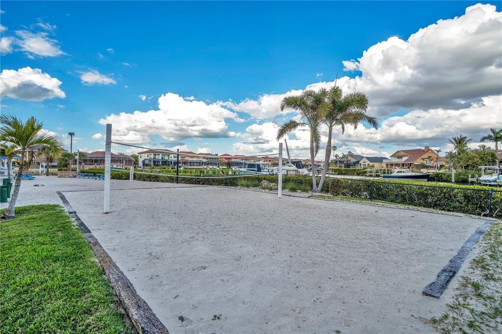 For Sale: $1,230,000 (4 beds, 3 baths, 3241 Square Feet)