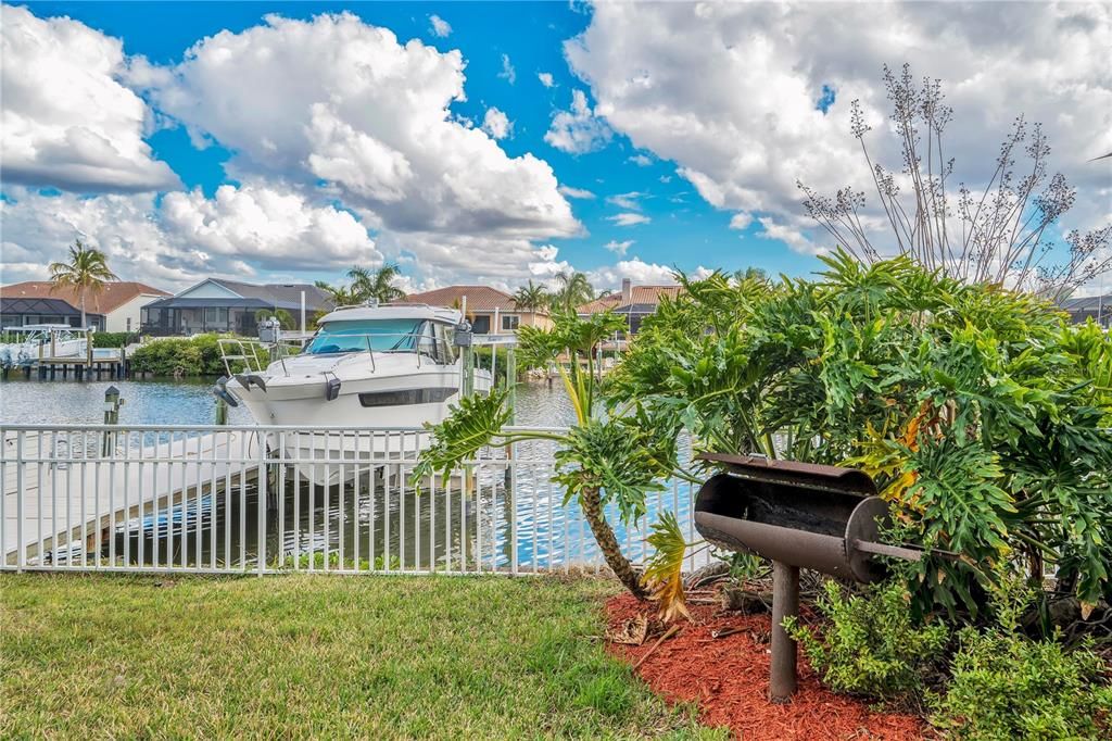 For Sale: $1,230,000 (4 beds, 3 baths, 3241 Square Feet)
