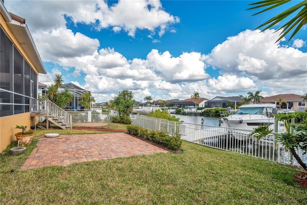 For Sale: $1,230,000 (4 beds, 3 baths, 3241 Square Feet)