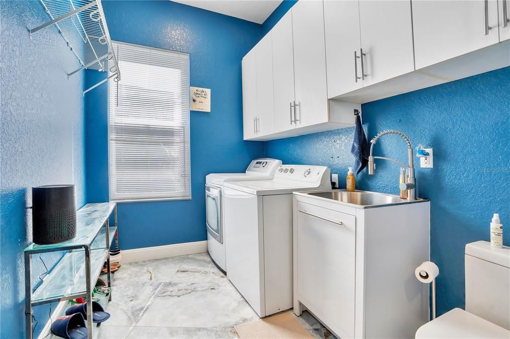 For Sale: $1,230,000 (4 beds, 3 baths, 3241 Square Feet)