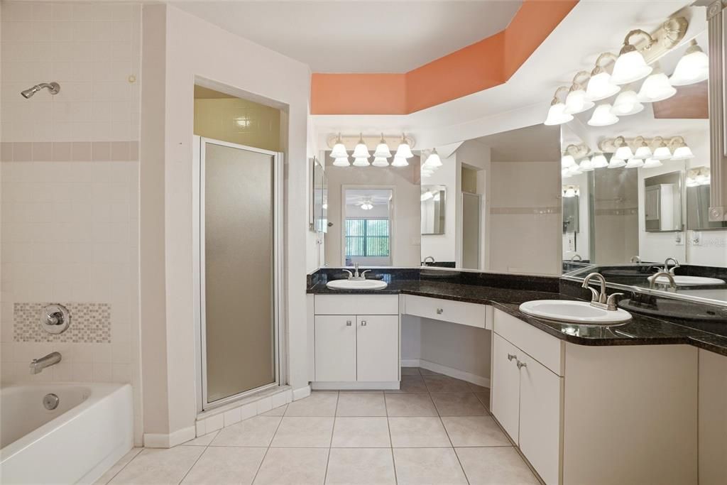 For Sale: $265,000 (3 beds, 2 baths, 1416 Square Feet)
