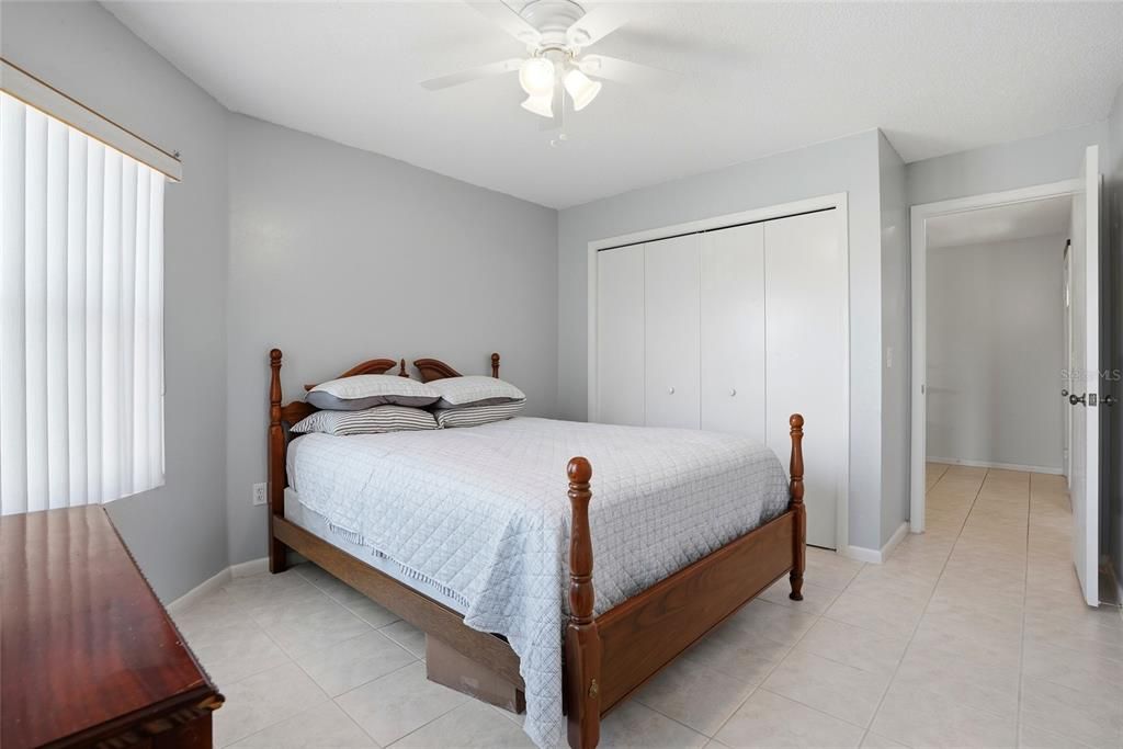 For Sale: $265,000 (3 beds, 2 baths, 1416 Square Feet)