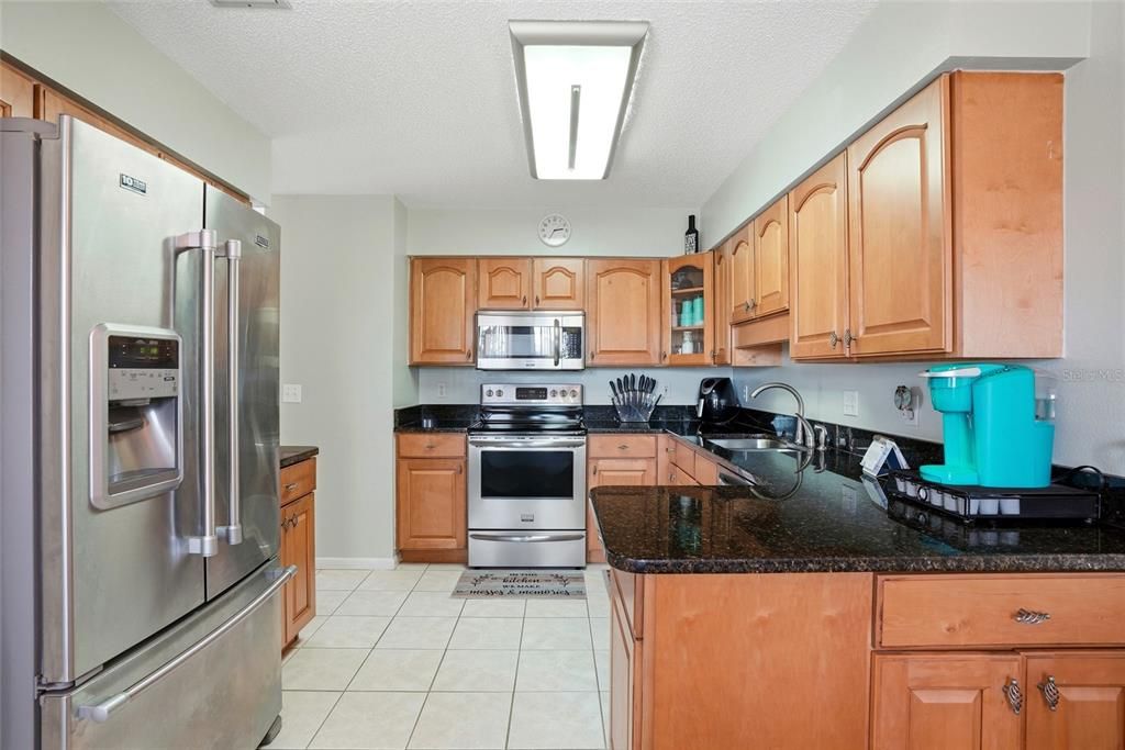 For Sale: $265,000 (3 beds, 2 baths, 1416 Square Feet)