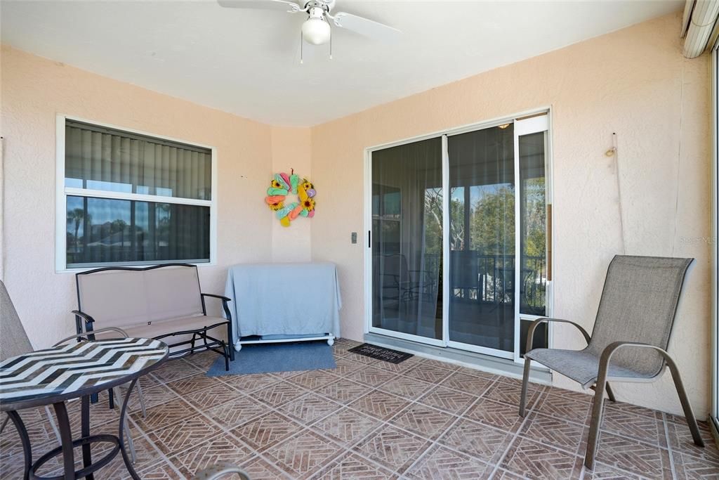 For Sale: $265,000 (3 beds, 2 baths, 1416 Square Feet)