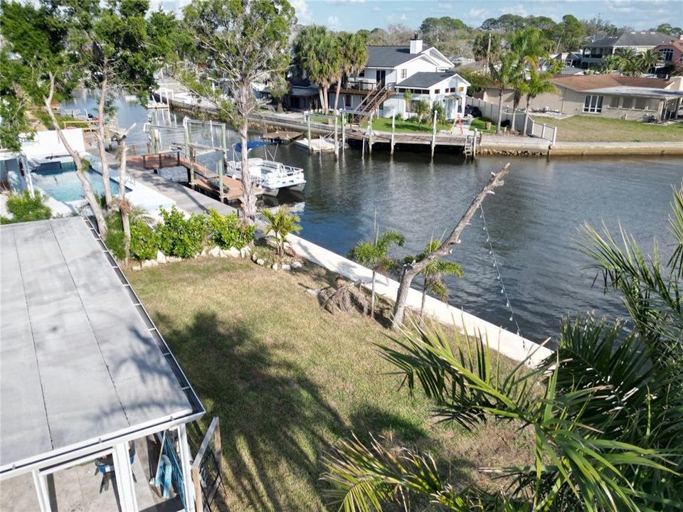 For Sale: $324,900 (2 beds, 2 baths, 1086 Square Feet)