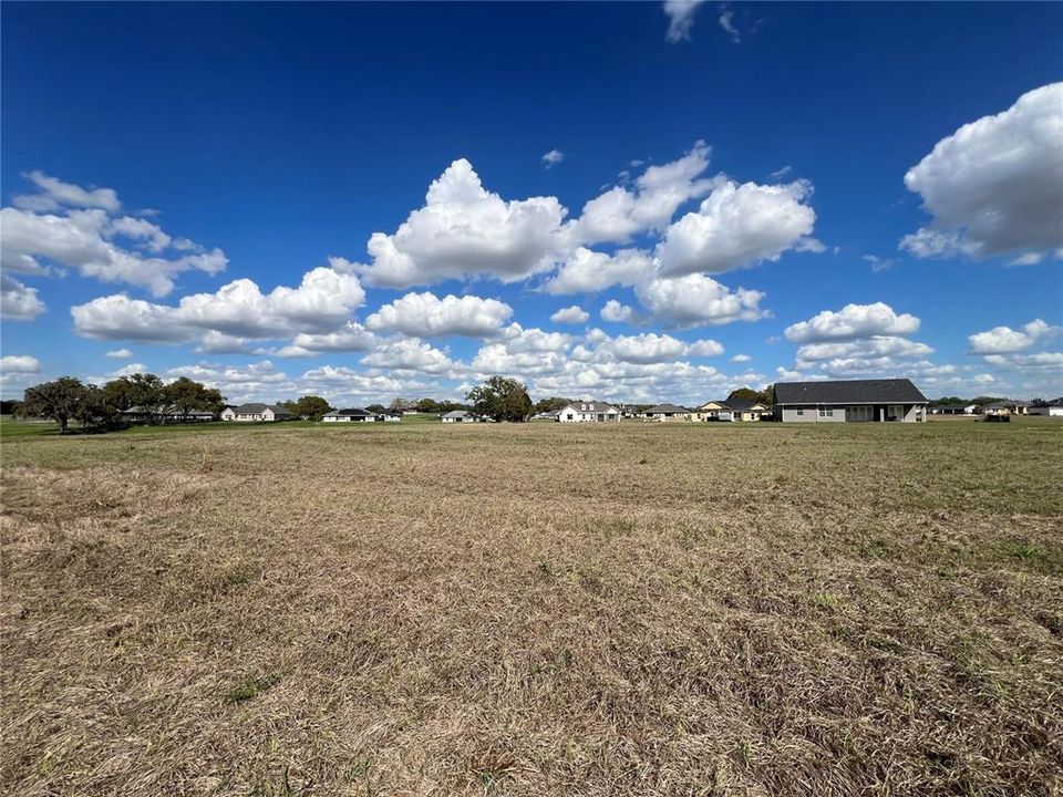 En Venta: $112,000 (0.84 acres)