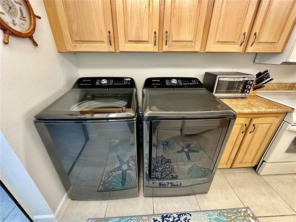 В аренду: $6,500 (2 спален, 2 ванн, 1100 Квадратных фут)