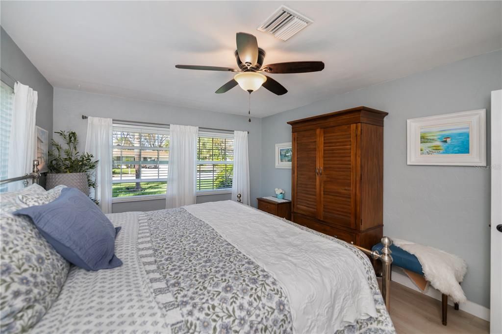 Activo con contrato: $785,000 (2 camas, 2 baños, 1413 Pies cuadrados)