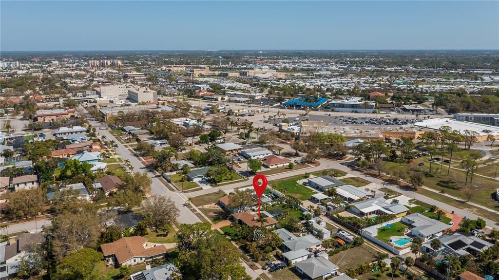 Activo con contrato: $785,000 (2 camas, 2 baños, 1413 Pies cuadrados)