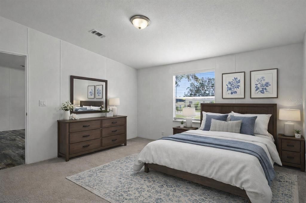 Active With Contract: $225,000 (3 beds, 2 baths, 1120 Square Feet)