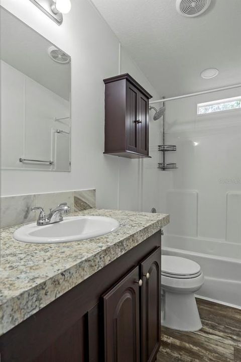 Active With Contract: $225,000 (3 beds, 2 baths, 1120 Square Feet)