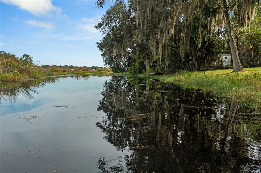 Active With Contract: $225,000 (3 beds, 2 baths, 1120 Square Feet)